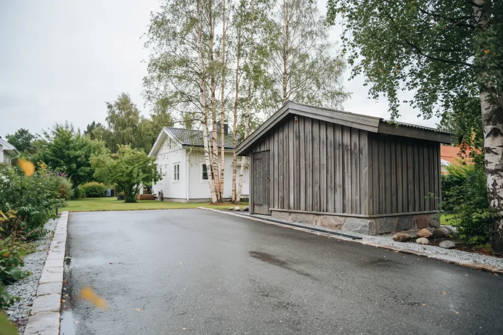 dr nering vid asfalterad uppfart s undviker du vattenansamling isbildning och framtida skador
